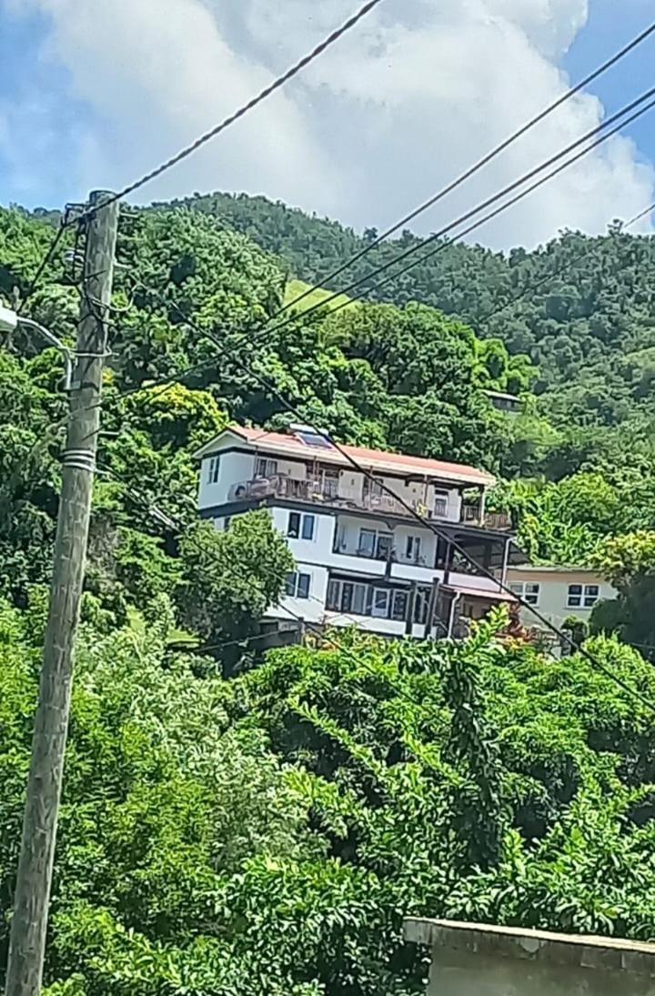 Canefield Sea View Apartment Roger Exterior photo